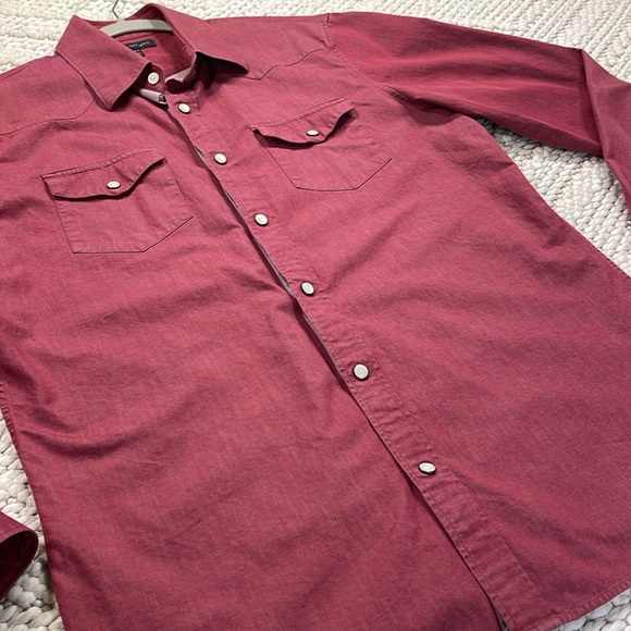 Banana Republic Snap Button Shirt size Medium - Picture 2 of 6